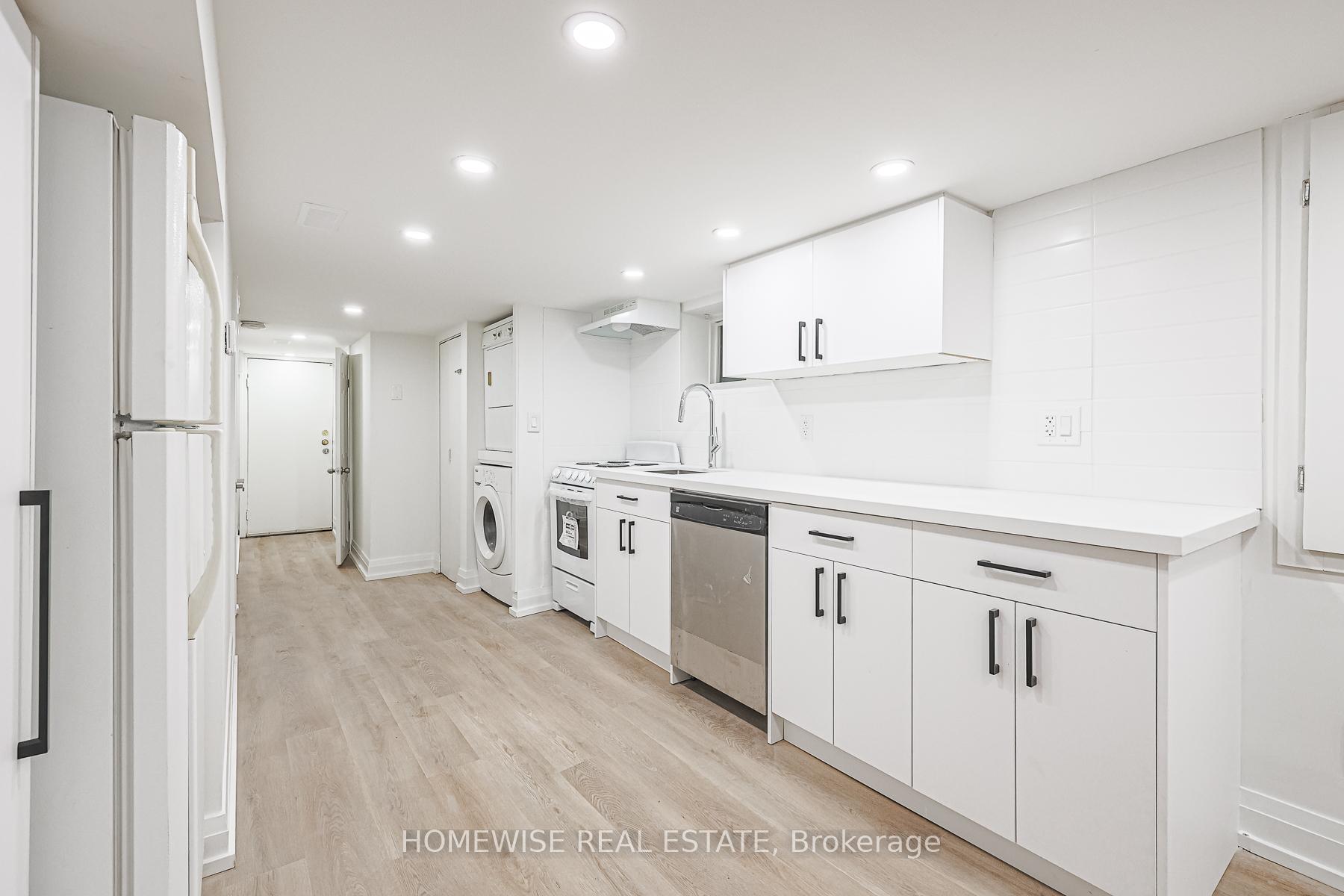 Photo 6 of Unit Lower, 81 Shields Avenue, Toronto, Lawrence Park South — HOMEH