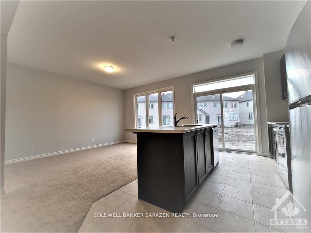 Photo 5 of 224 Atima Circle, Ottawa, Barrhaven - Half Moon Bay — HOMEH