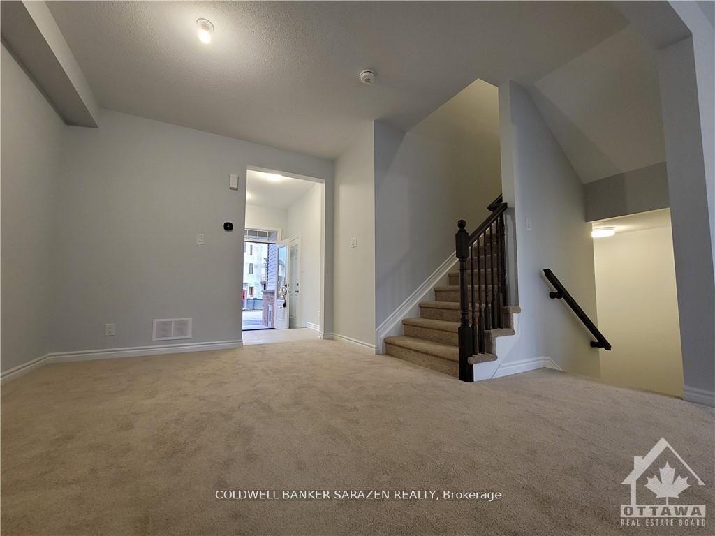 Photo 11 of 224 Atima Circle, Ottawa, Barrhaven - Half Moon Bay — HOMEH