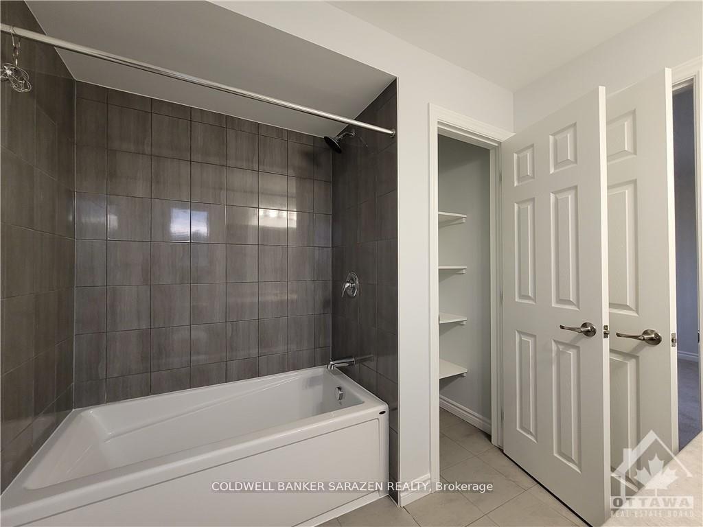 Photo 17 of 224 Atima Circle, Ottawa, Barrhaven - Half Moon Bay — HOMEH