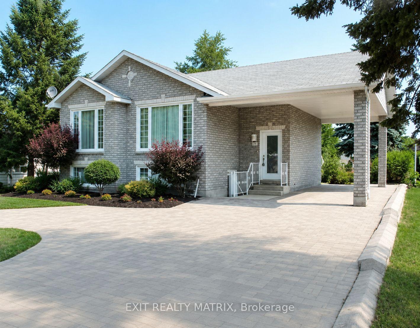 Photo 1 of 742 Laval Street, Casselman, Casselman — HOMEH