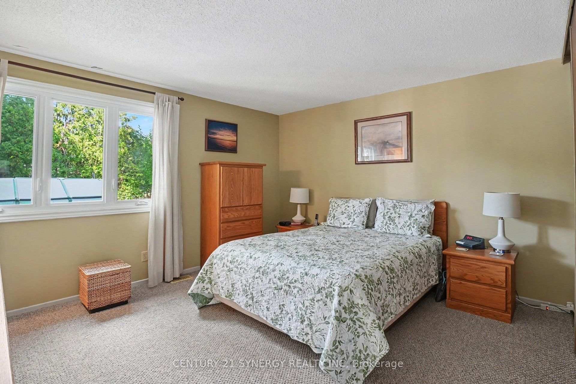 Photo 16 of 1078 Alenmede Crescent, Ottawa, Fairfield Heights — HOMEH