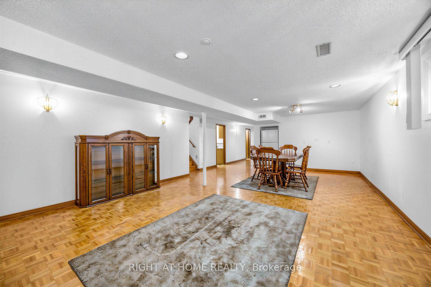 Photo 30 of 3126 Mccarthy Court, Mississauga, Applewood — HOMEH