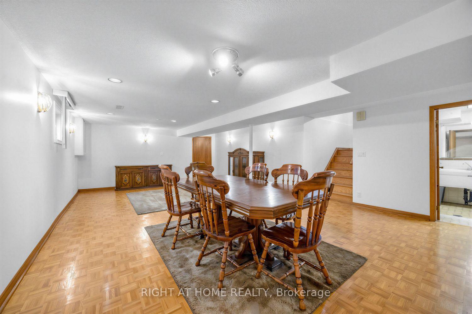 Photo 31 of 3126 Mccarthy Court, Mississauga, Applewood — HOMEH