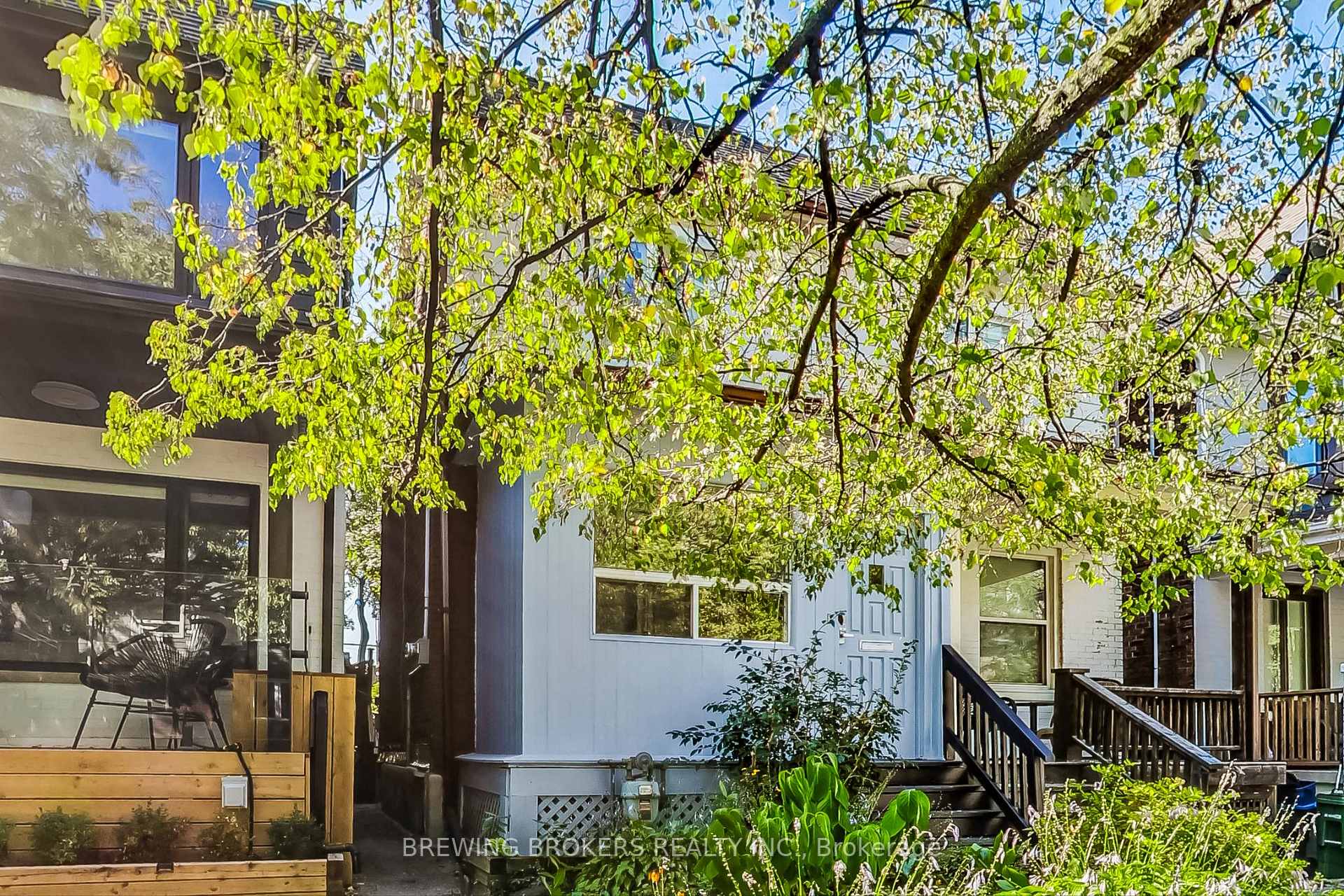 Photo 3 of 98 Moberly Avenue, Toronto, Woodbine Corridor — HOMEH