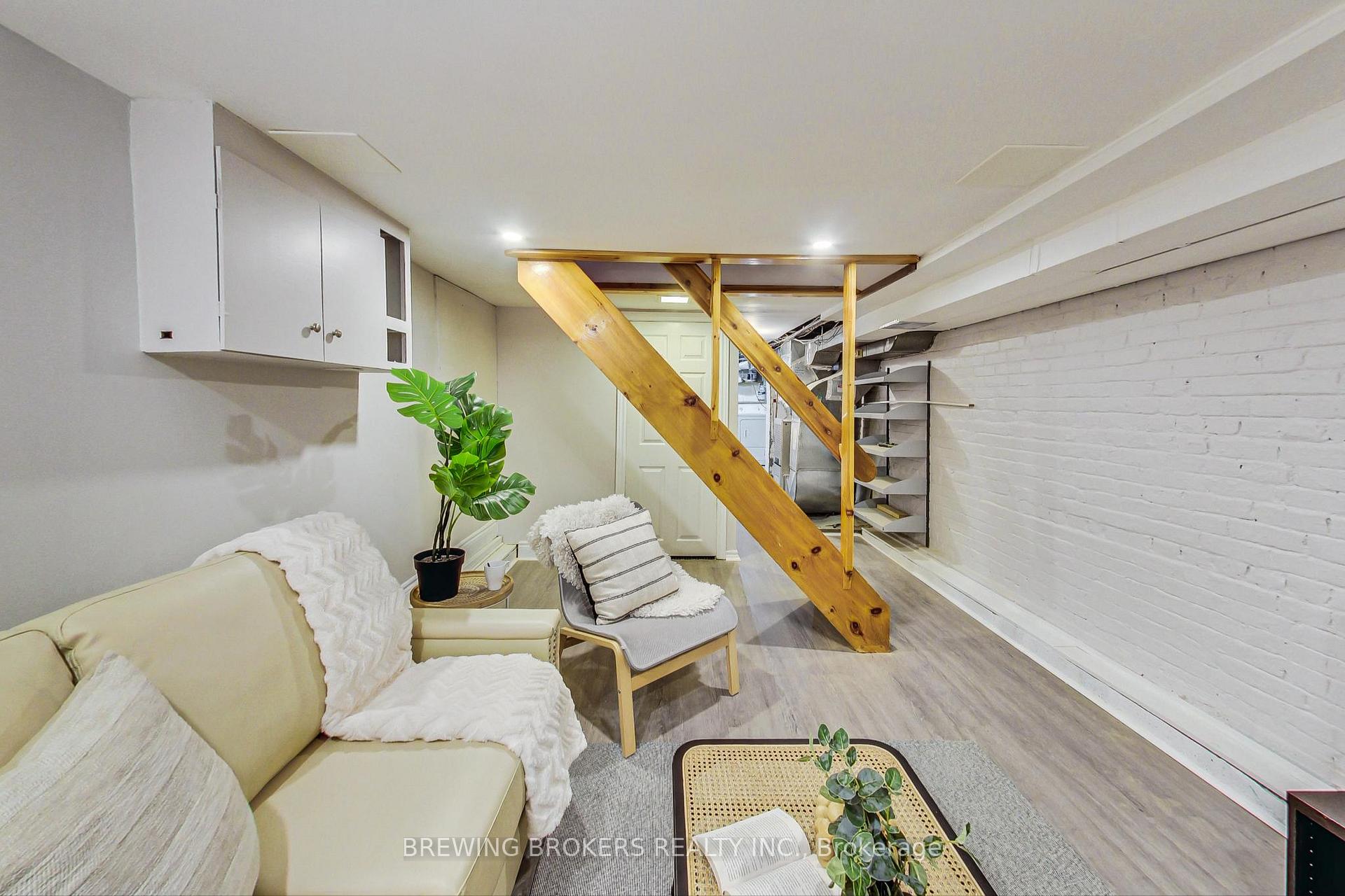 Photo 19 of 98 Moberly Avenue, Toronto, Woodbine Corridor — HOMEH