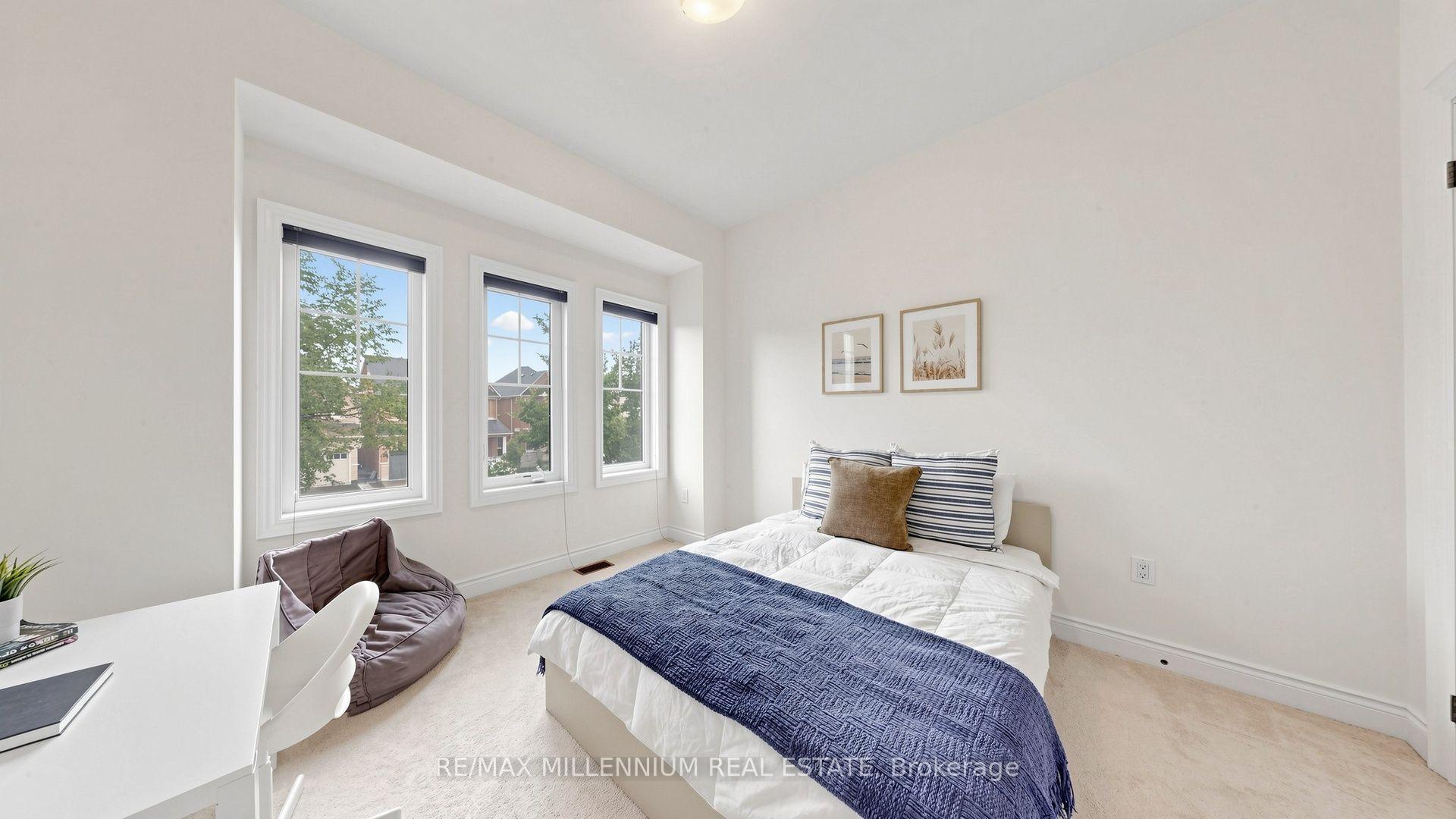 Photo 26 of 353 Moody Drive, Vaughan, Kleinburg — HOMEH