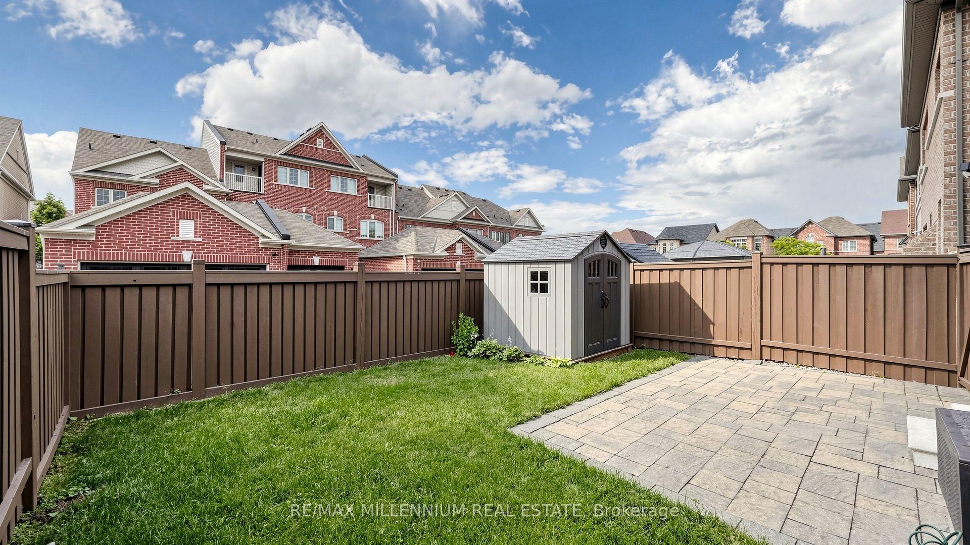 Photo 48 of 353 Moody Drive, Vaughan, Kleinburg — HOMEH