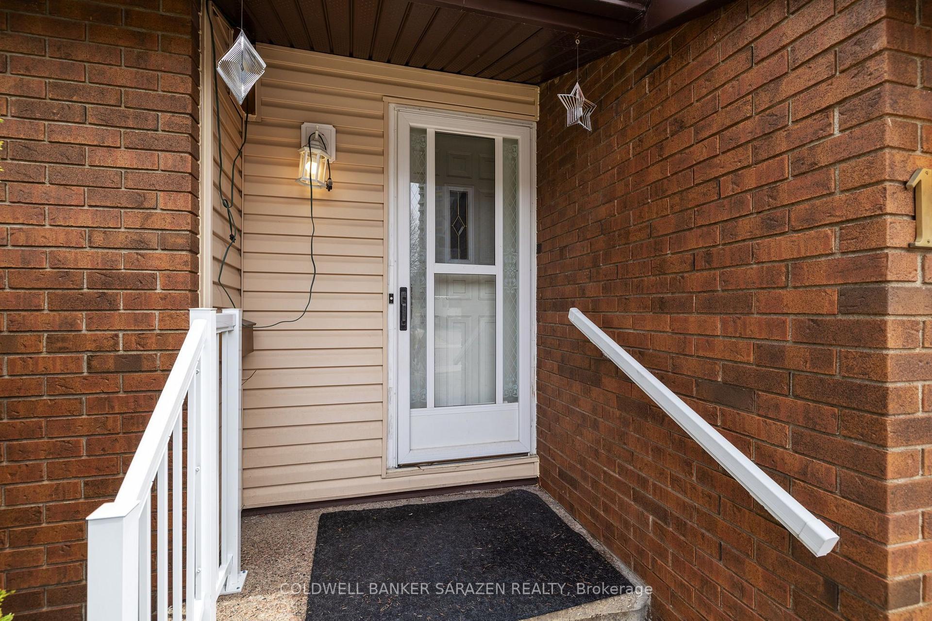 Photo 4 of 125 Lanark Avenue, Ottawa, Westboro North — HOMEH