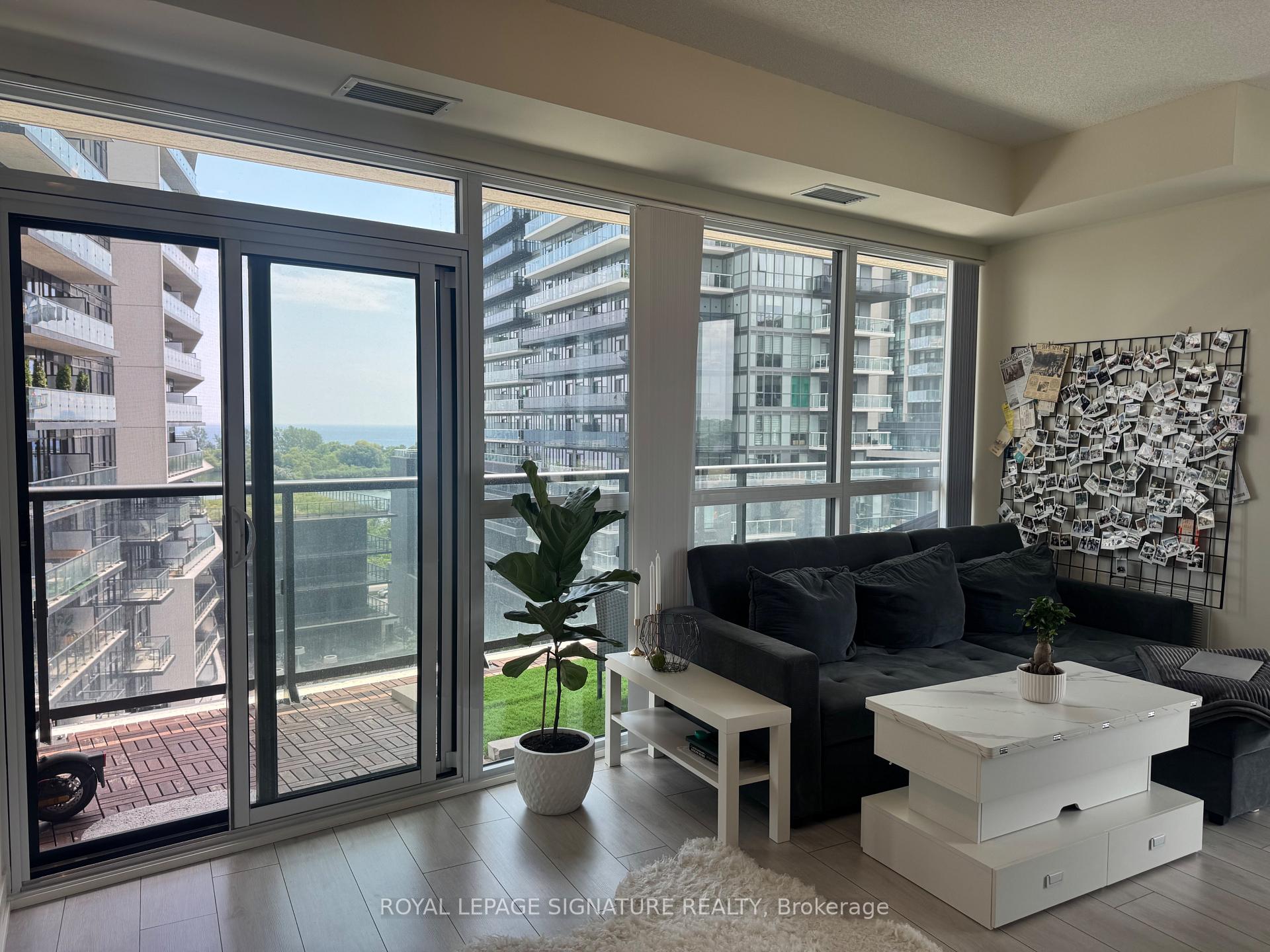 Photo 6 of Unit 705, 38 Annie Craig Drive, Etobicoke, Mimico — HOMEH