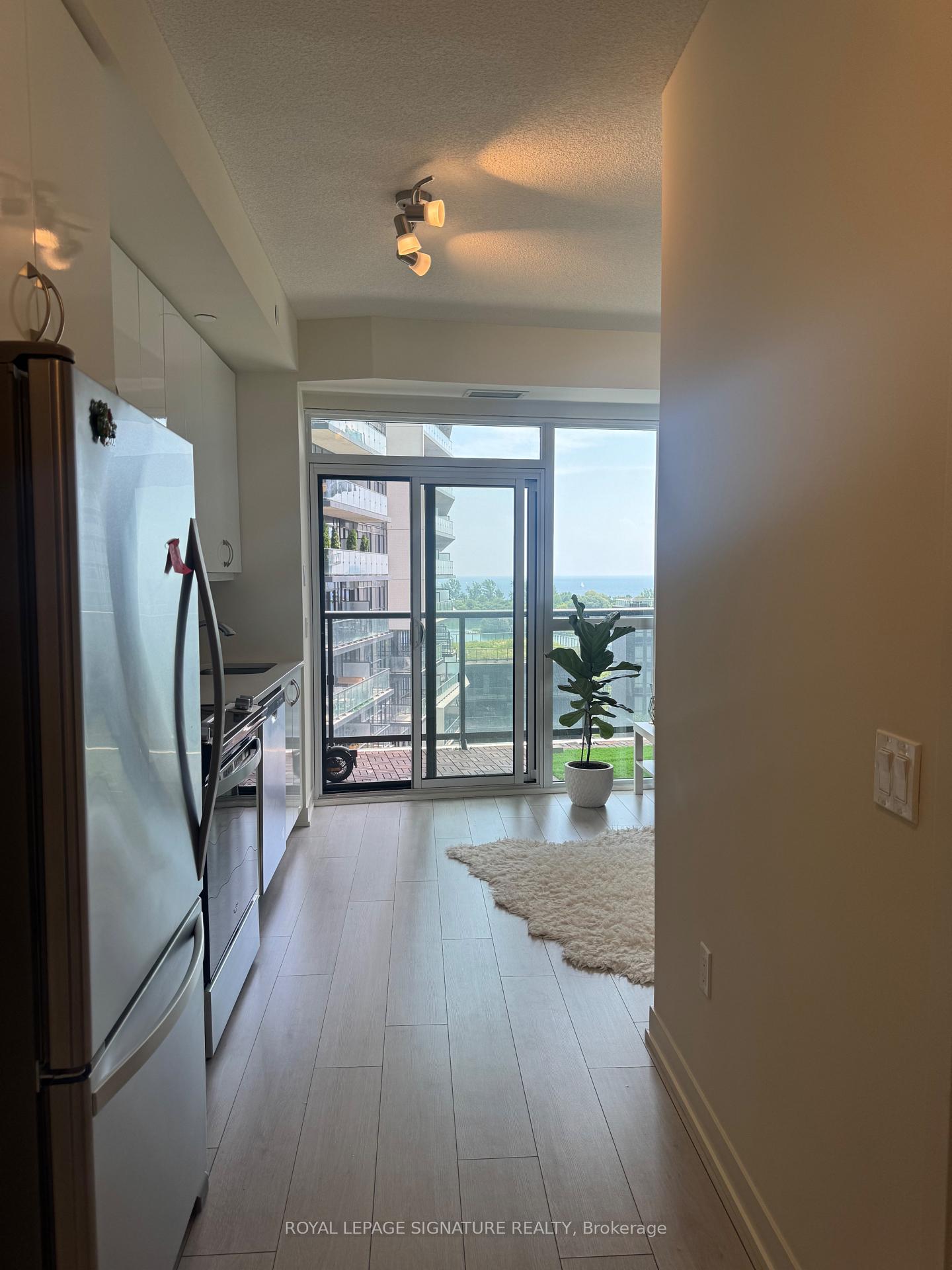 Photo 14 of Unit 705, 38 Annie Craig Drive, Etobicoke, Mimico — HOMEH