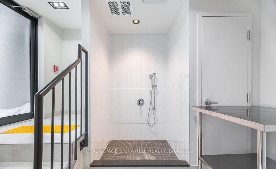 Photo 20 of Unit 705, 38 Annie Craig Drive, Etobicoke, Mimico — HOMEH