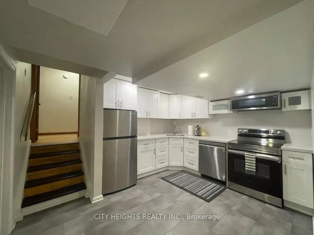 Photo 20 of 3 Bondhead Place, Etobicoke, Thistletown-Beaumonde Heights — HOMEH