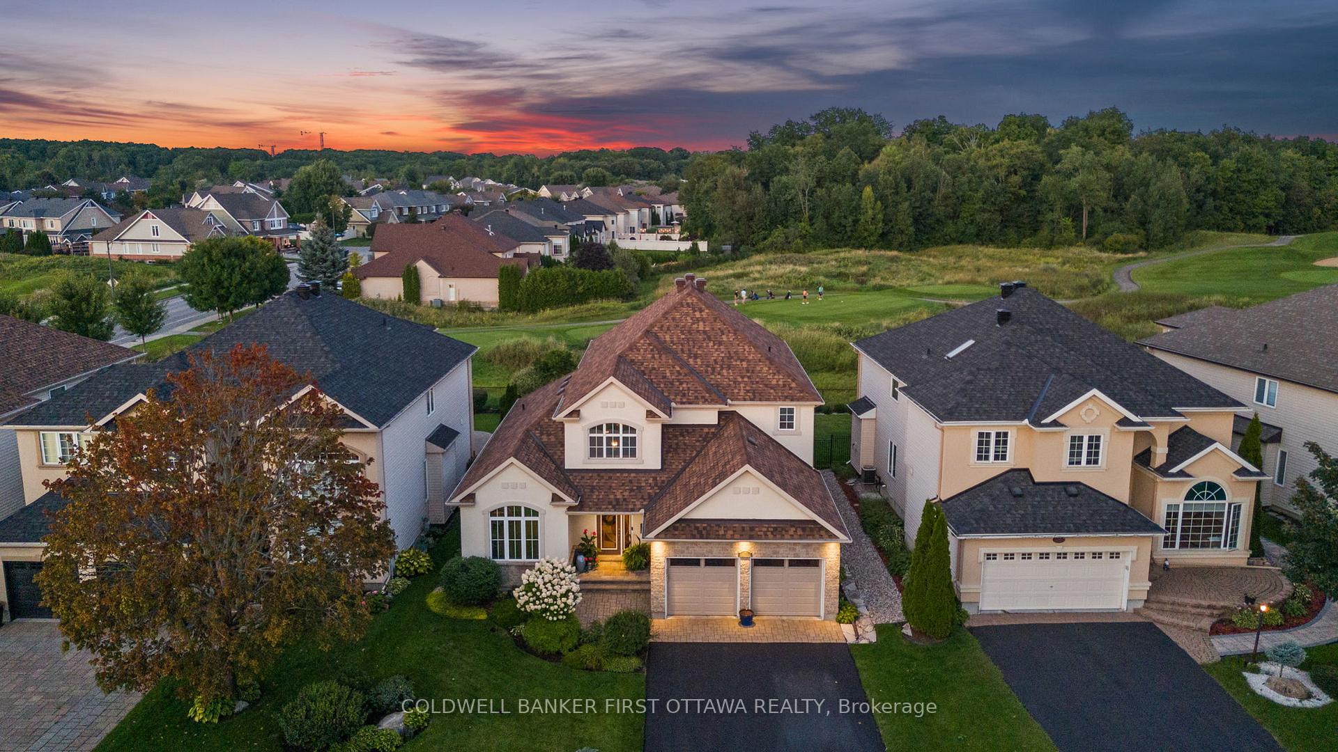 Photo 3 of 6 Blackshire Circle, Ottawa, Barrhaven - Stonebridge — HOMEH