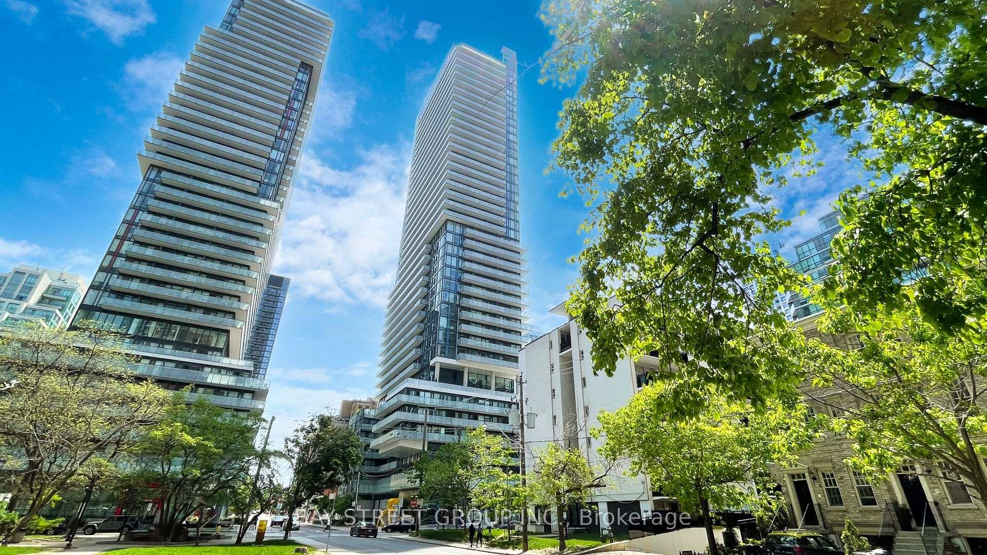 Photo 1 of Unit 3303, 161 Roehampton Avenue, Toronto, Mount Pleasant West — HOMEH