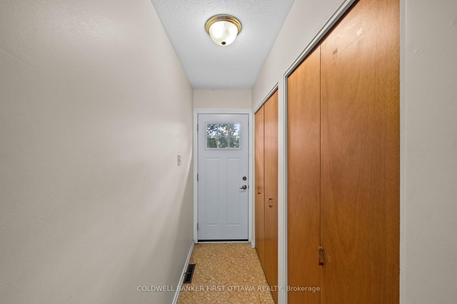 Photo 14 of 5310 Mclean Crescent, Ottawa, Manotick Long Island & Nicholls Island — HOMEH