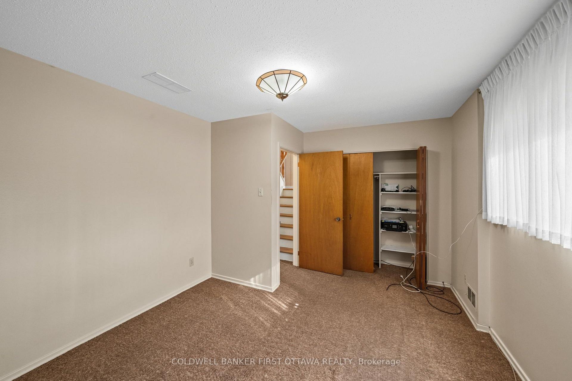 Photo 22 of 5310 Mclean Crescent, Ottawa, Manotick Long Island & Nicholls Island — HOMEH