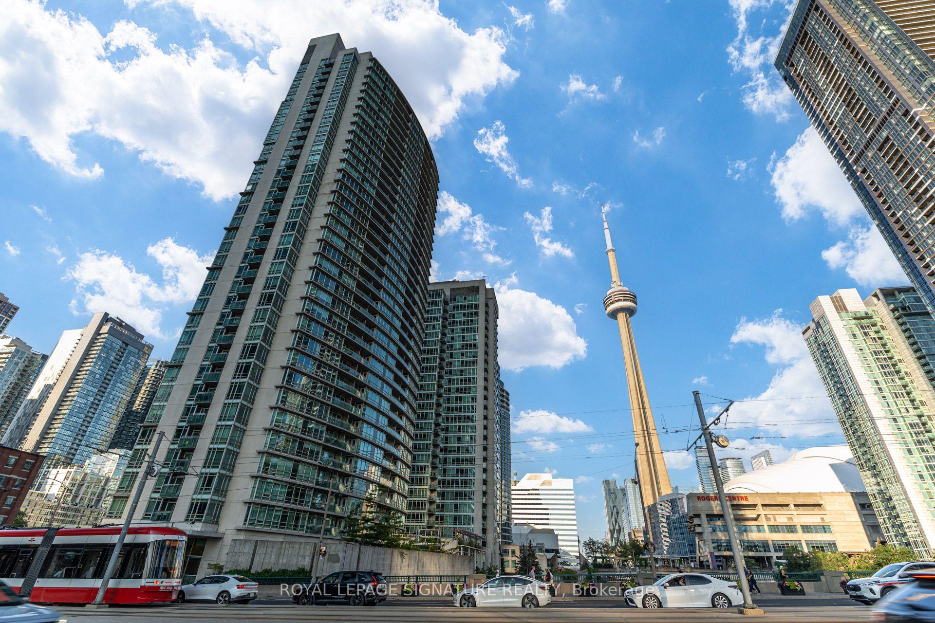 Photo 2 of Unit 3608, 397 Front Street W, Toronto, Waterfront Communities — HOMEH