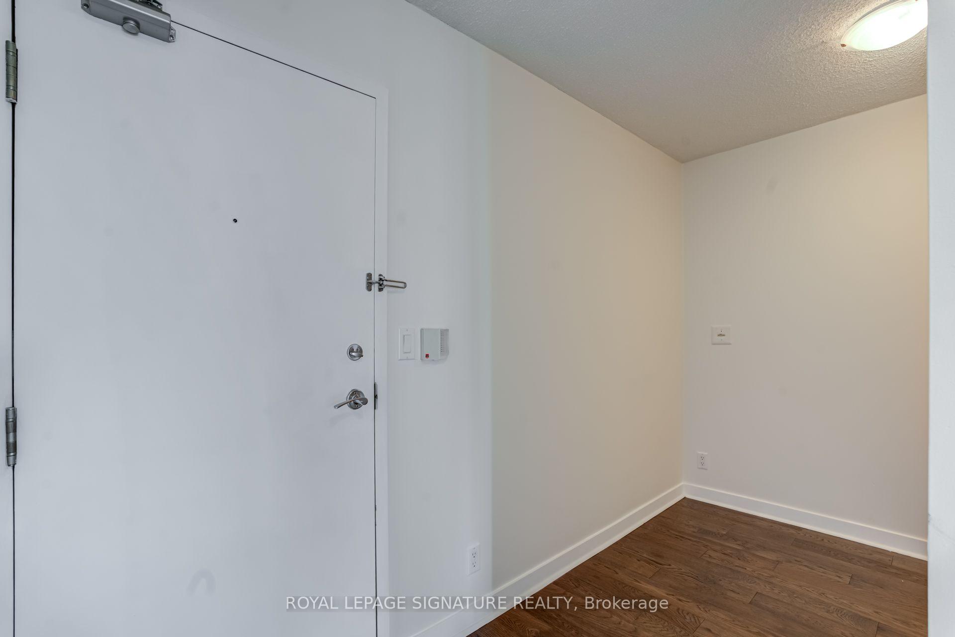 Photo 8 of Unit 3608, 397 Front Street W, Toronto, Waterfront Communities — HOMEH