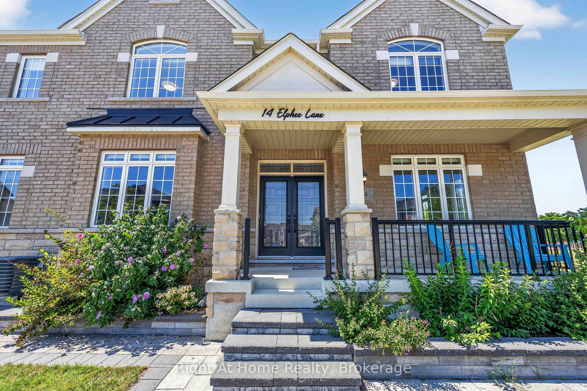 Photo 3 of 14 Elphee Lane, Markham, Cornell — HOMEH