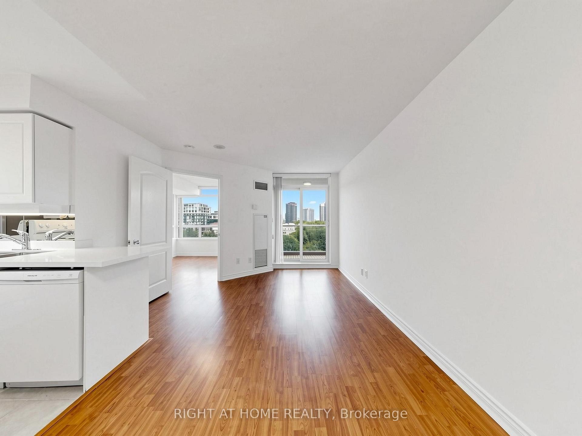 Photo 15 of Unit 606, 8 Rean Drive, North York, Bayview Village — HOMEH