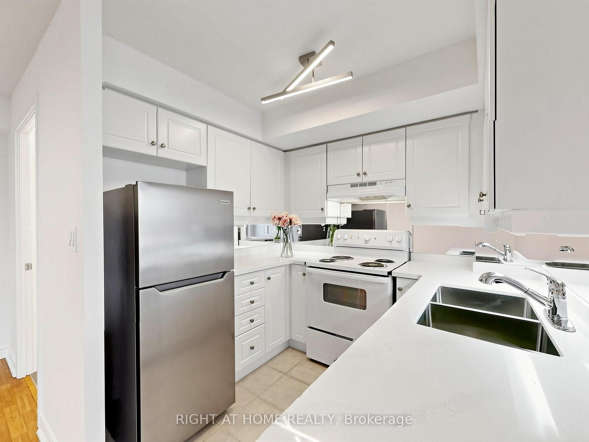 Photo 22 of Unit 606, 8 Rean Drive, North York, Bayview Village — HOMEH