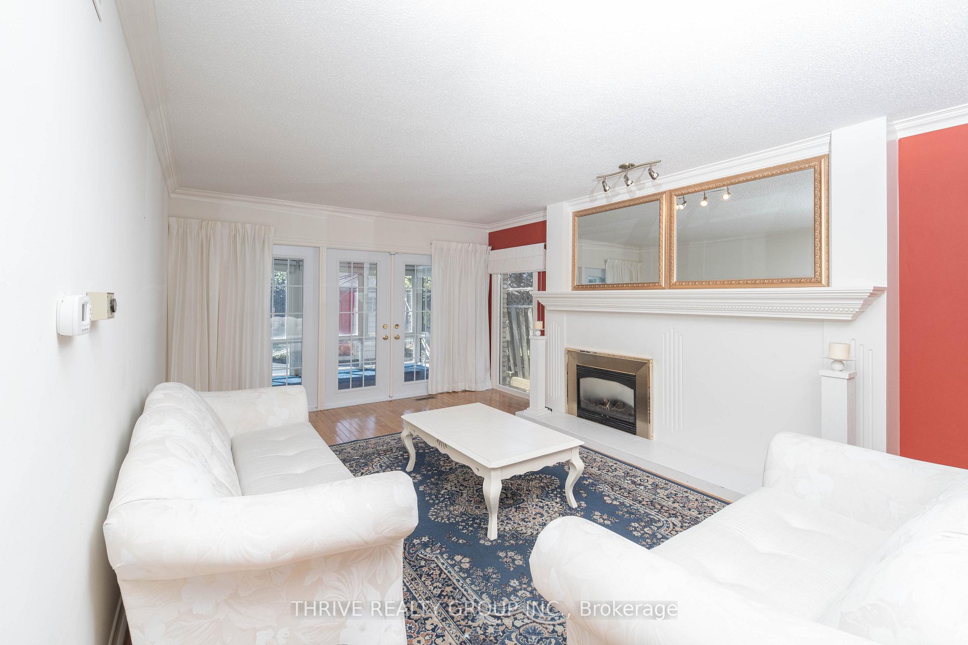 Photo 9 of 115 Pine Valley Drive, London, South N — HOMEH