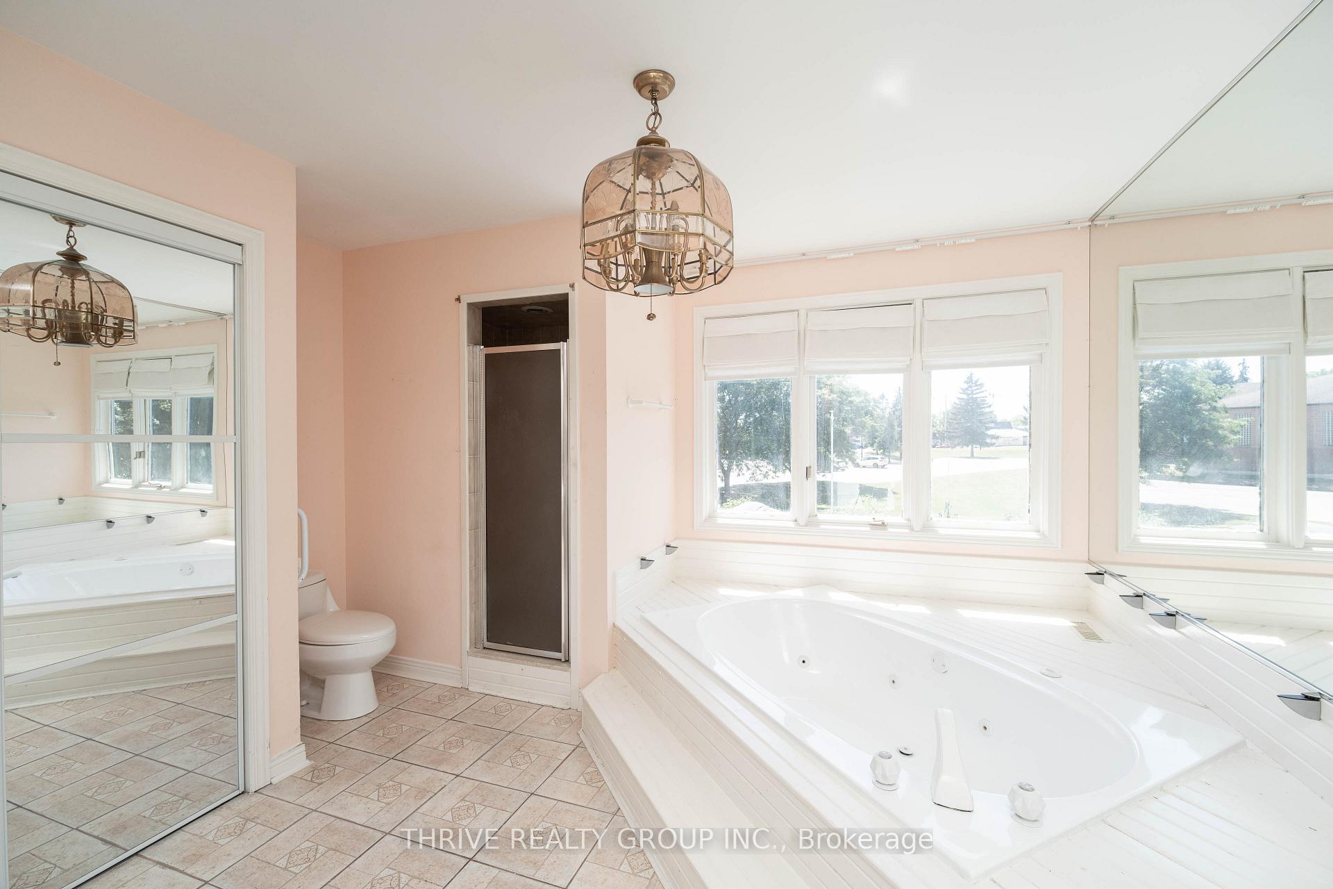 Photo 23 of 115 Pine Valley Drive, London, South N — HOMEH