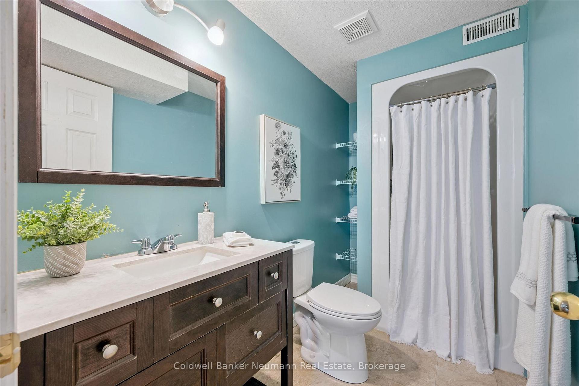 Photo 38 of 1 Teal Drive, Guelph, Kortright Hills — HOMEH