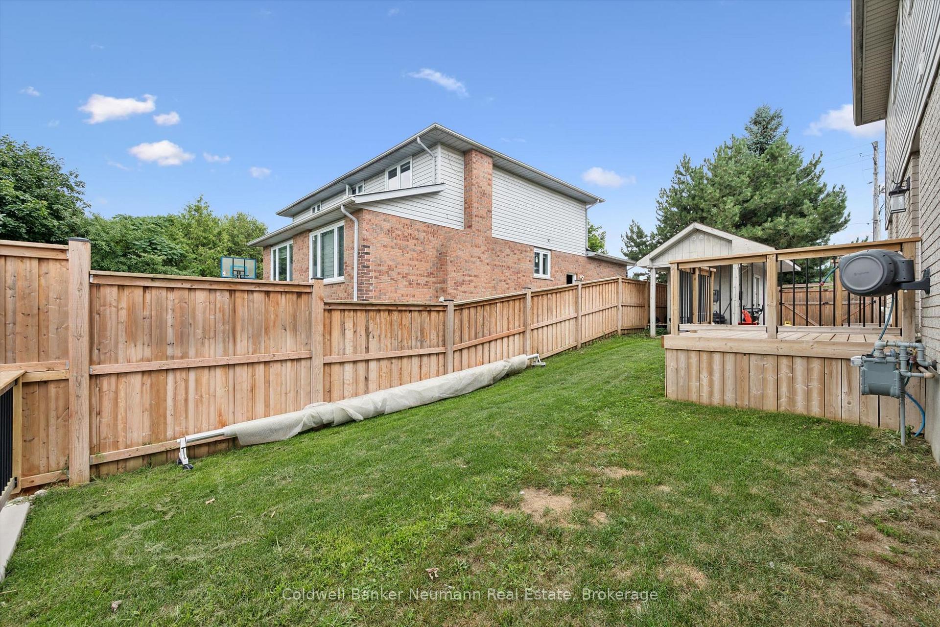 Photo 40 of 1 Teal Drive, Guelph, Kortright Hills — HOMEH