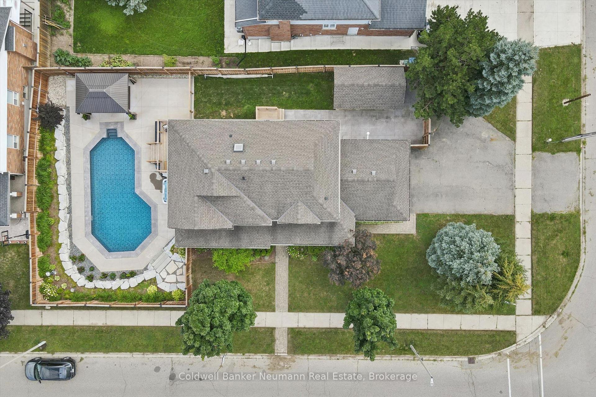 Photo 45 of 1 Teal Drive, Guelph, Kortright Hills — HOMEH
