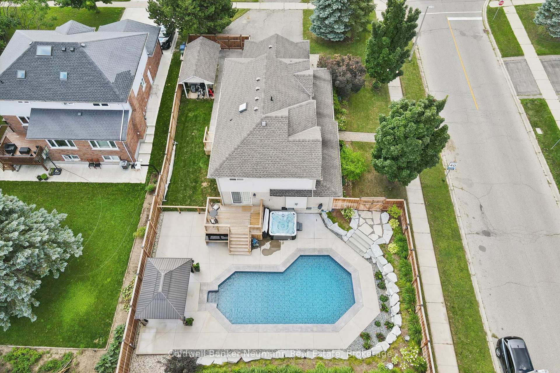 Photo 46 of 1 Teal Drive, Guelph, Kortright Hills — HOMEH