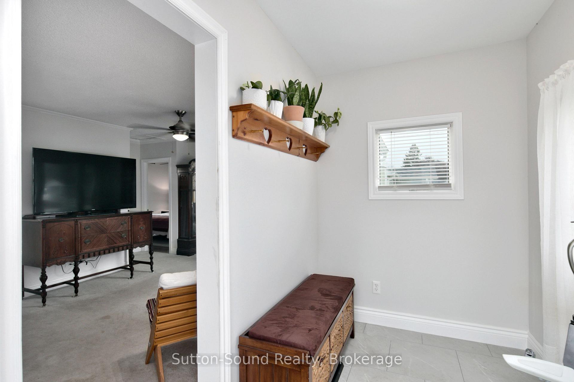 Photo 3 of 785 7th Street E, Owen Sound — HOMEH