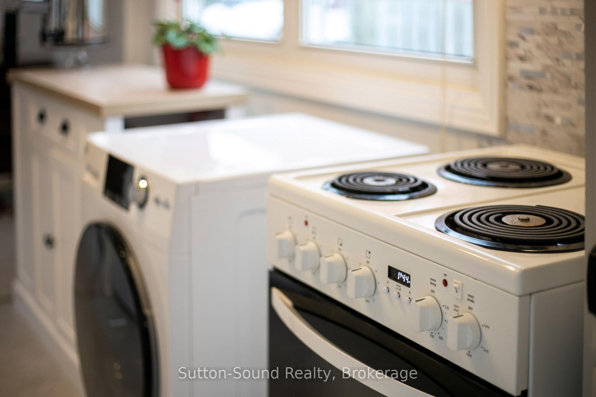 Photo 12 of 785 7th Street E, Owen Sound — HOMEH