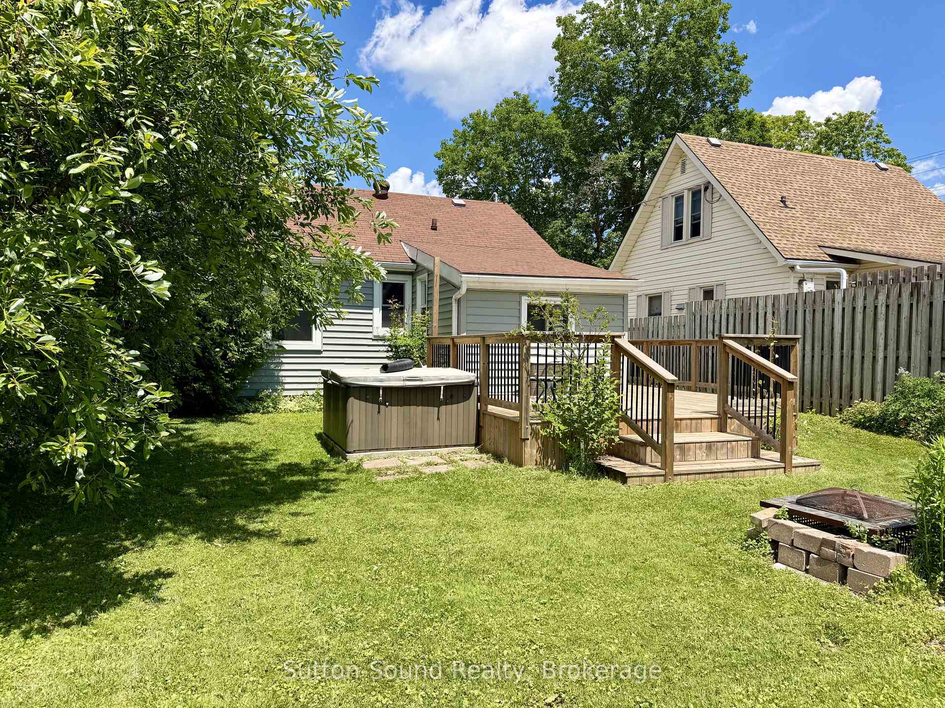 Photo 27 of 785 7th Street E, Owen Sound — HOMEH