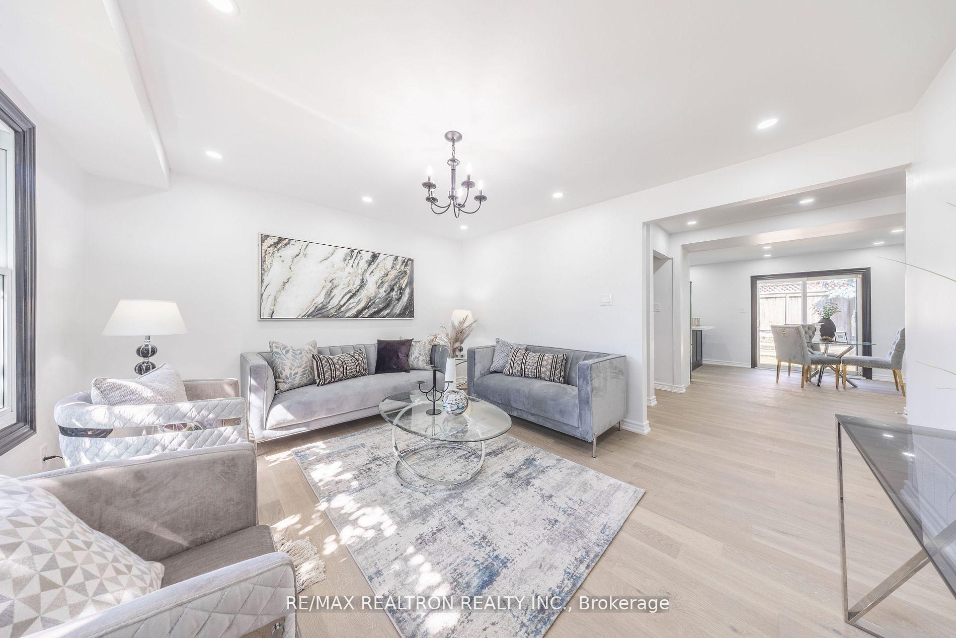 Photo 4 of 14 Grassmere Avenue, Oshawa, Lakeview — HOMEH