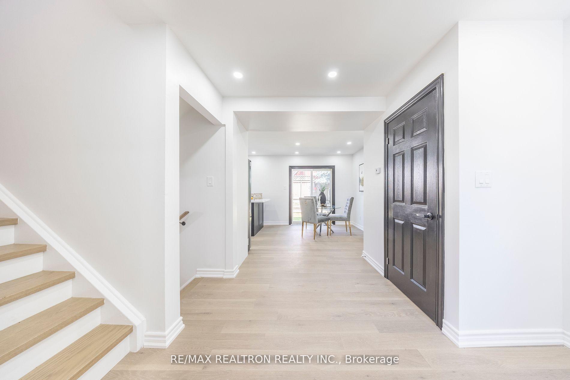 Photo 6 of 14 Grassmere Avenue, Oshawa, Lakeview — HOMEH