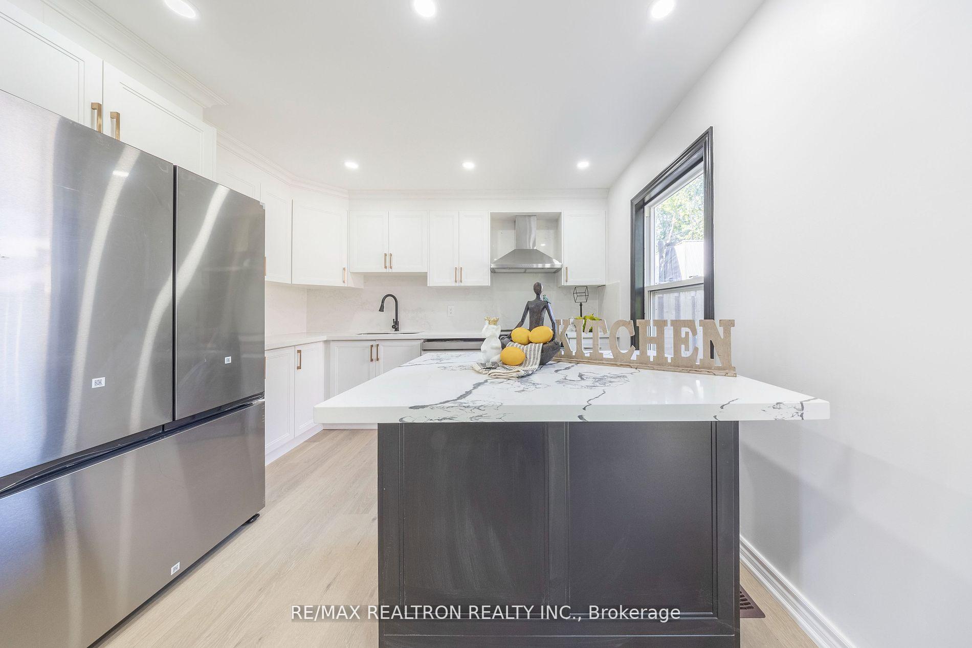 Photo 9 of 14 Grassmere Avenue, Oshawa, Lakeview — HOMEH