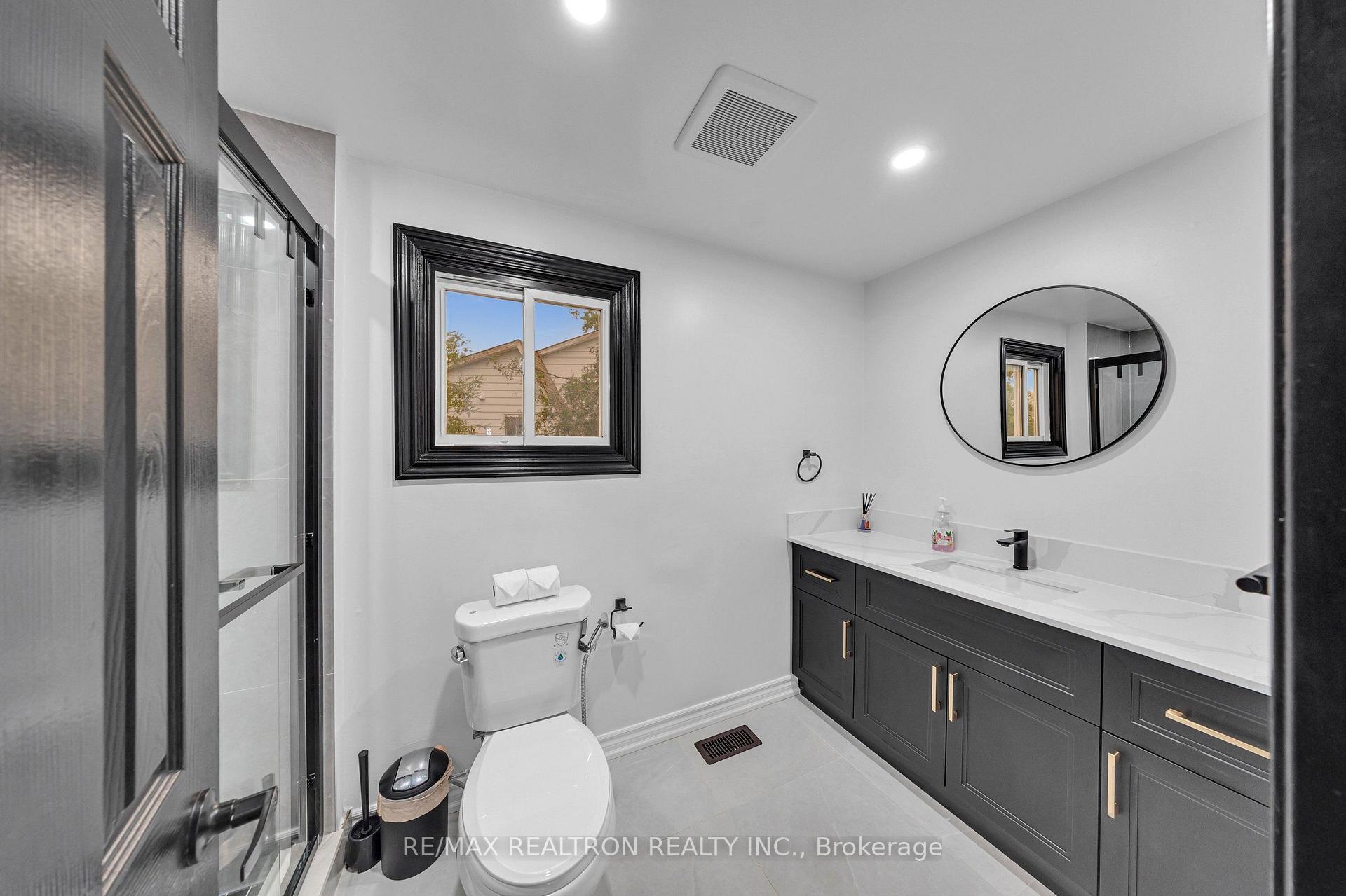 Photo 16 of 14 Grassmere Avenue, Oshawa, Lakeview — HOMEH