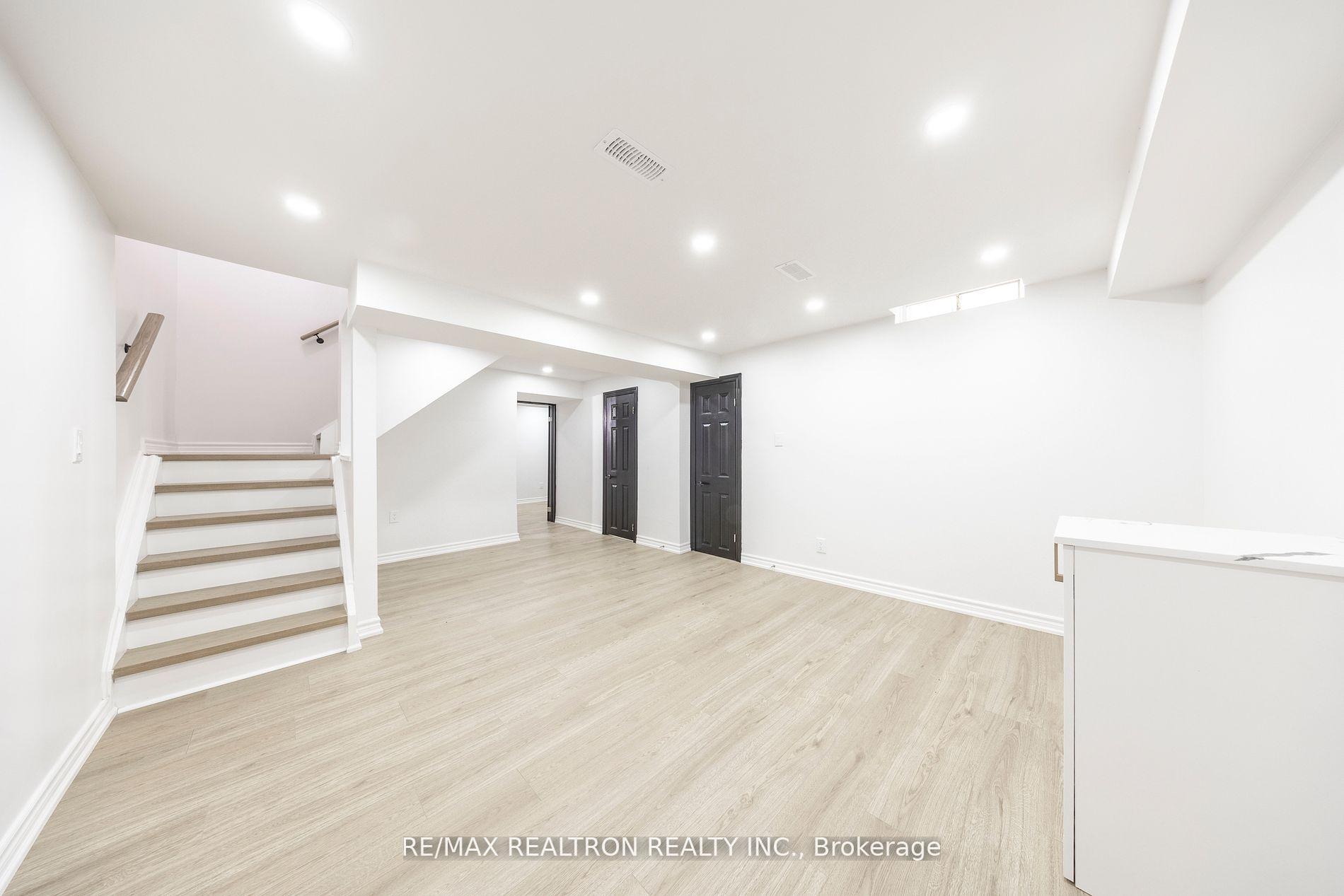 Photo 23 of 14 Grassmere Avenue, Oshawa, Lakeview — HOMEH
