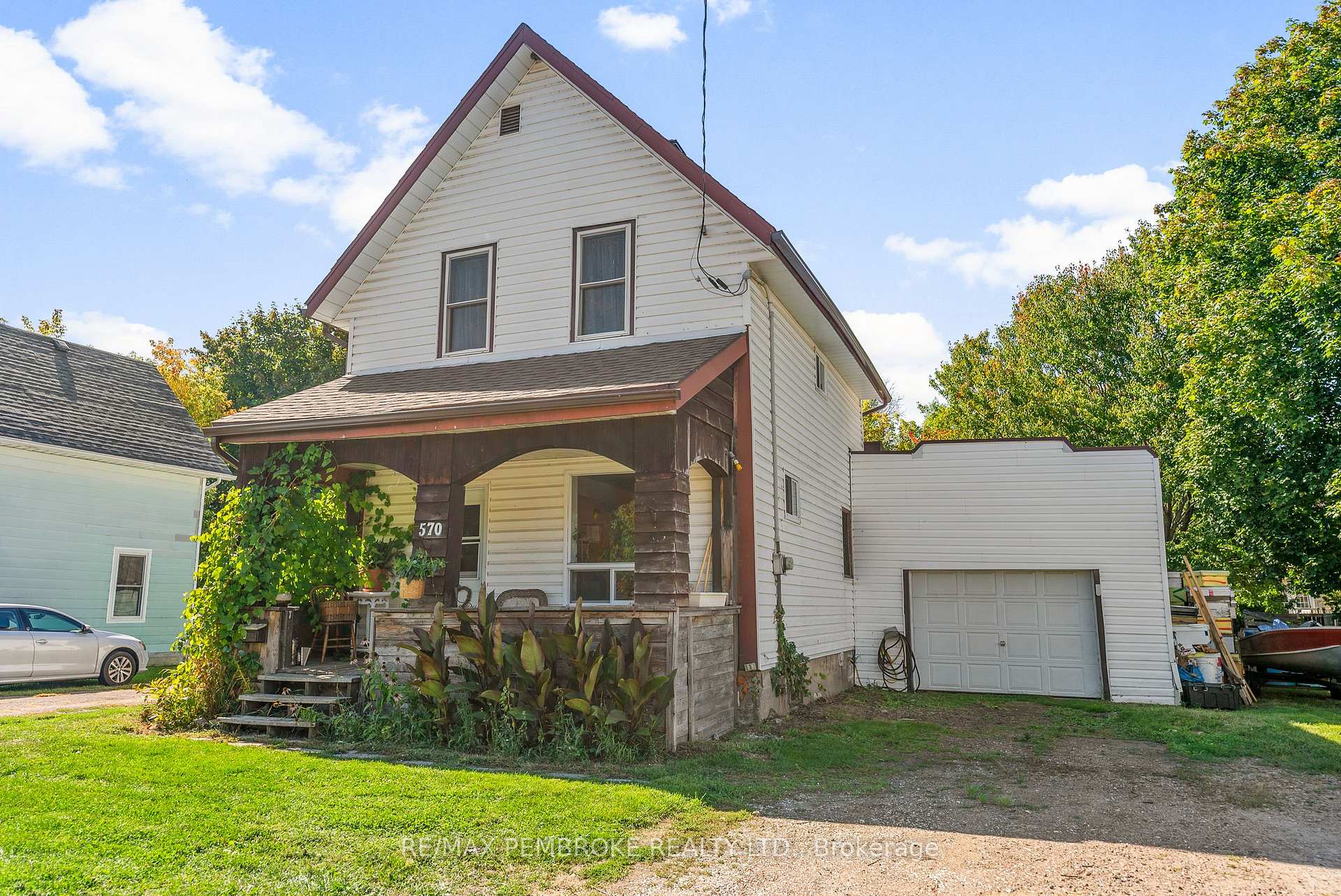 Photo 3 of 570 Eganville Road, Pembroke, Pembroke — HOMEH
