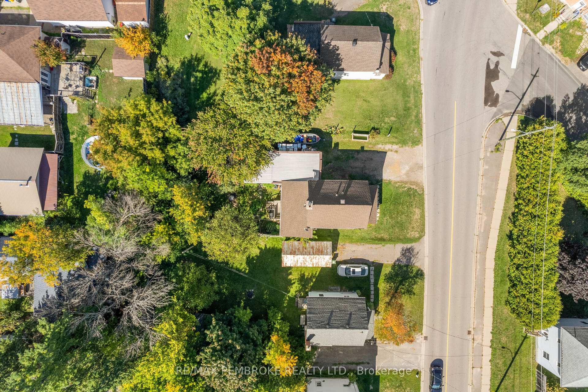 Photo 7 of 570 Eganville Road, Pembroke, Pembroke — HOMEH