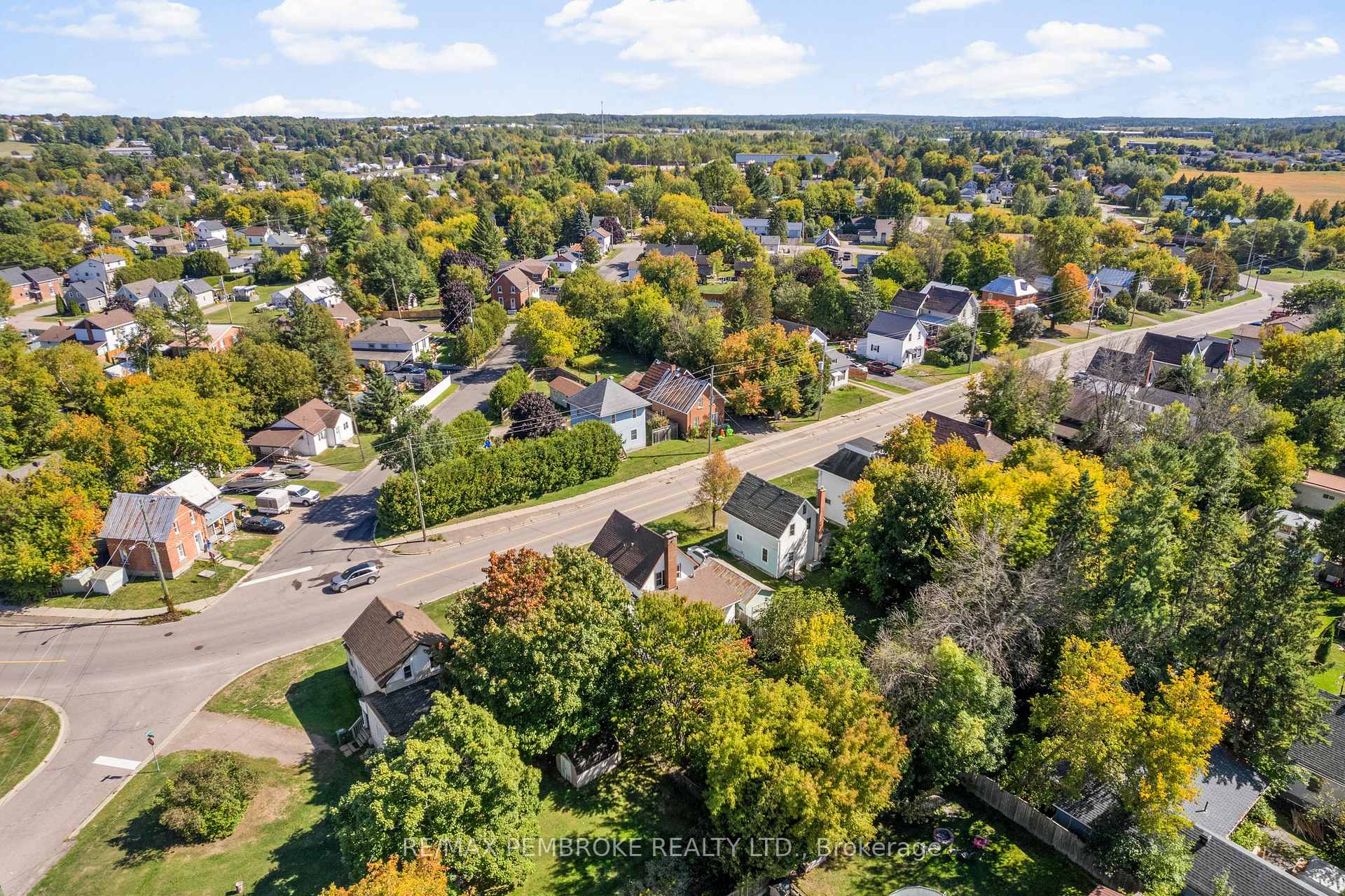 Photo 10 of 570 Eganville Road, Pembroke, Pembroke — HOMEH