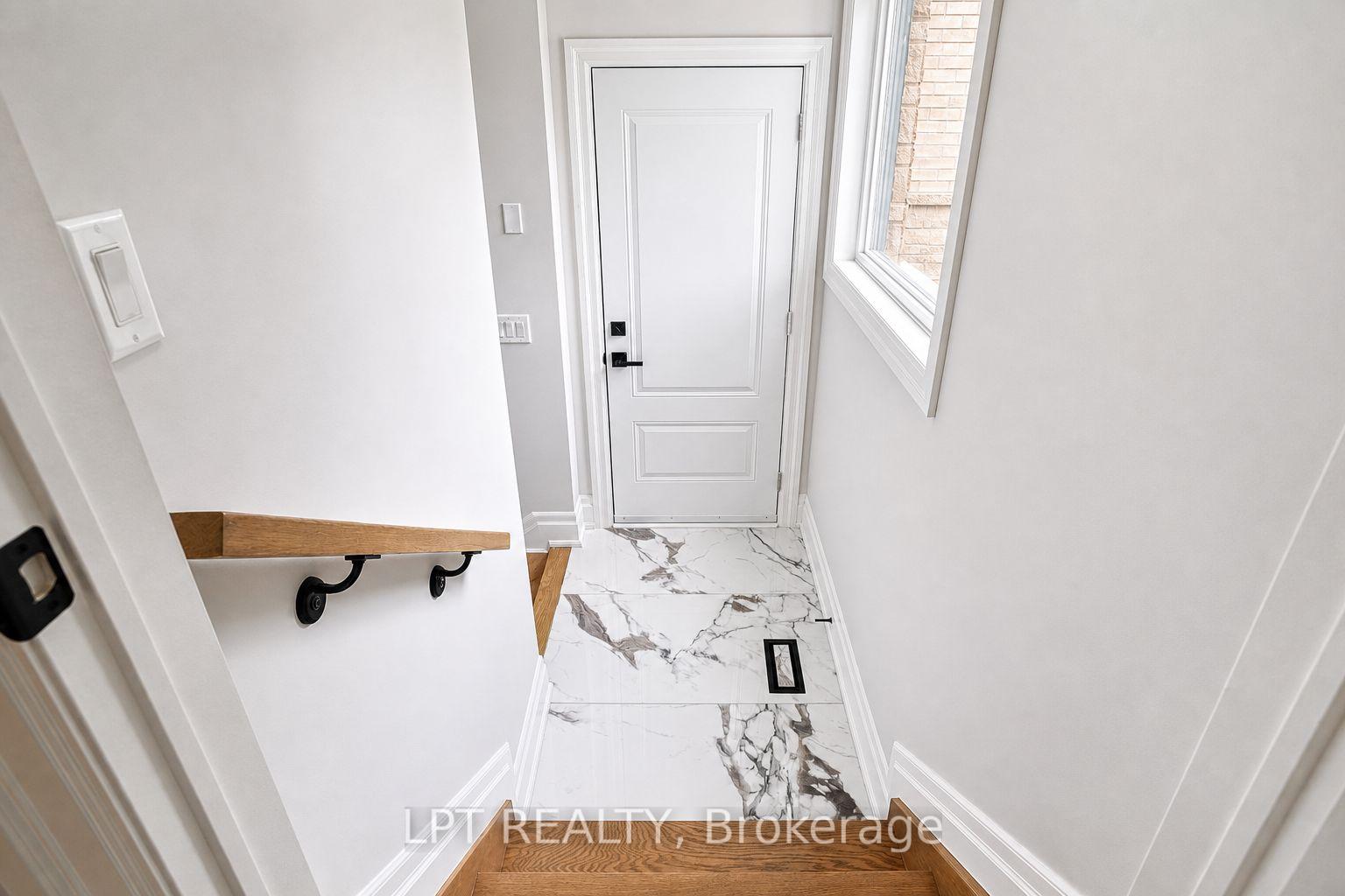 Photo 41 of 7 Richmond Park Drive, Georgina, Keswick North — HOMEH