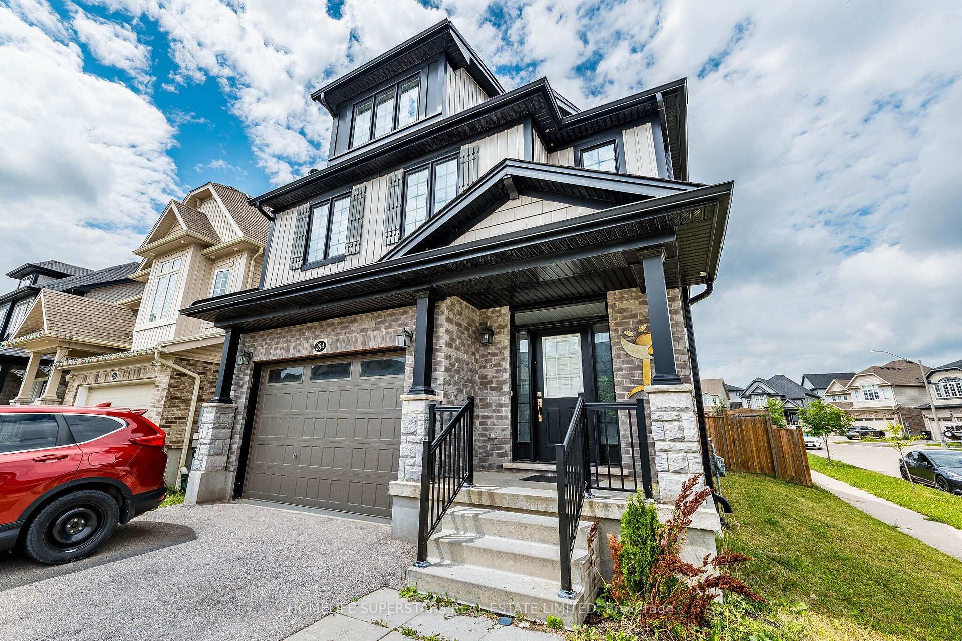 Photo 1 of 284 Sweet Gale Street, Waterloo, Columbia Forest/Clair Hills — HOMEH