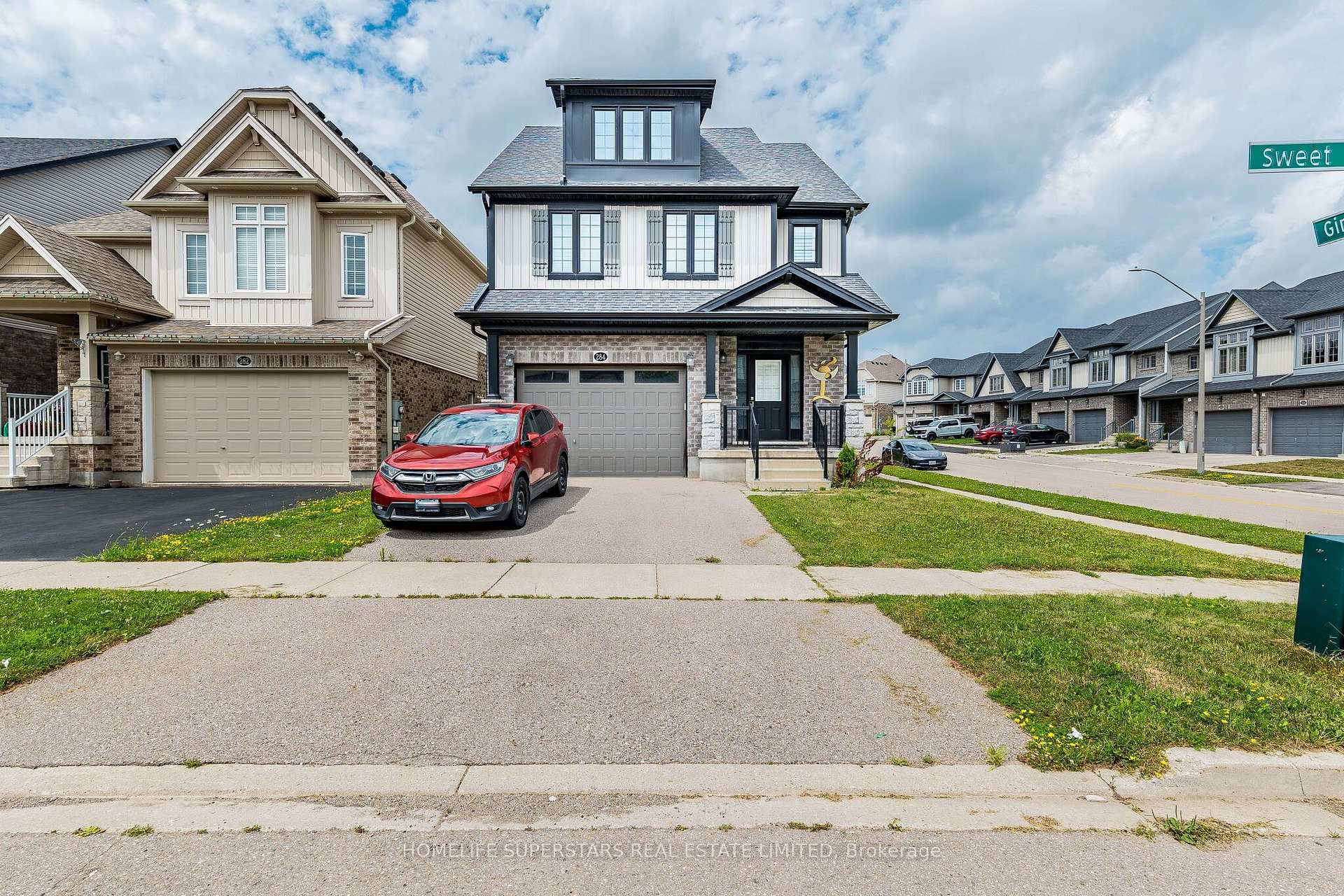 Photo 2 of 284 Sweet Gale Street, Waterloo, Columbia Forest/Clair Hills — HOMEH