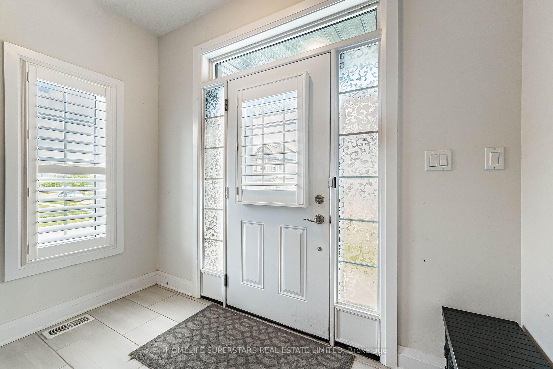 Photo 3 of 284 Sweet Gale Street, Waterloo, Columbia Forest/Clair Hills — HOMEH