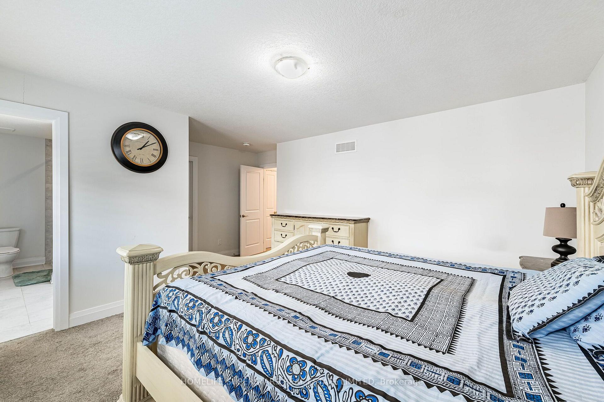 Photo 15 of 284 Sweet Gale Street, Waterloo, Columbia Forest/Clair Hills — HOMEH