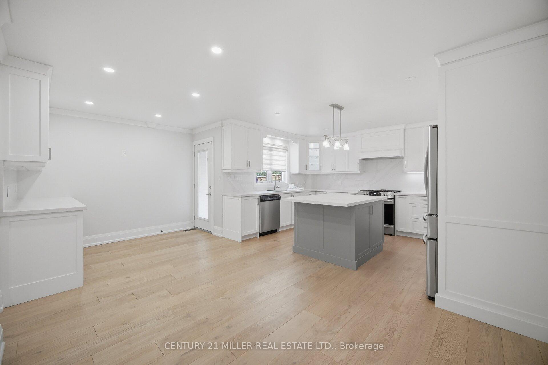 Photo 18 of 689 Macbeth Heights, Mississauga, Meadowvale Village — HOMEH