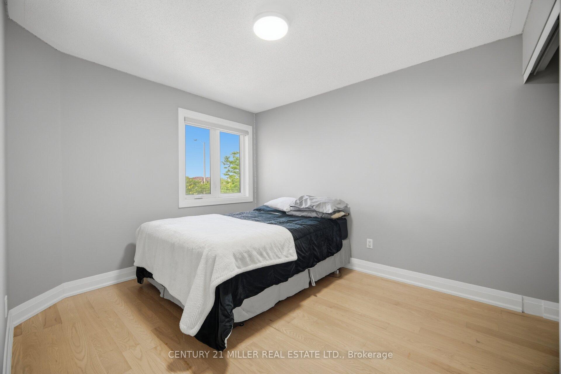 Photo 43 of 689 Macbeth Heights, Mississauga, Meadowvale Village — HOMEH